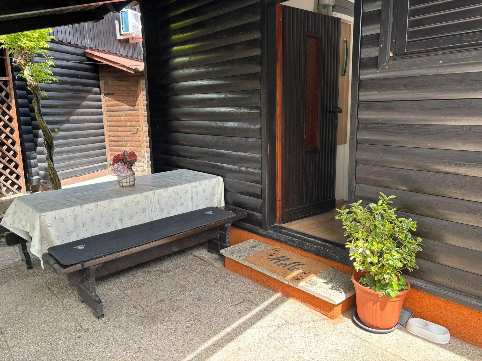 Green Sky House Mostec Экстерьер фото