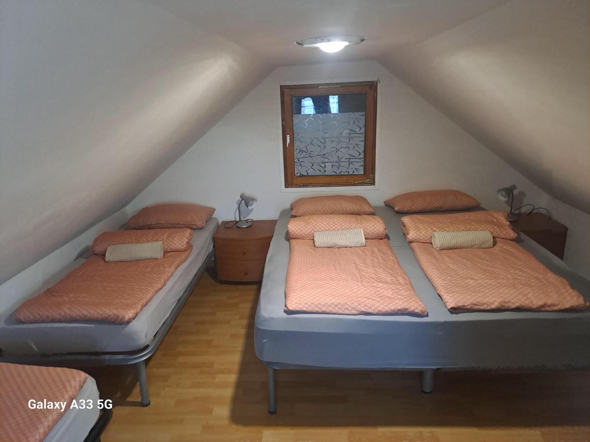 Green Sky House Mostec Экстерьер фото